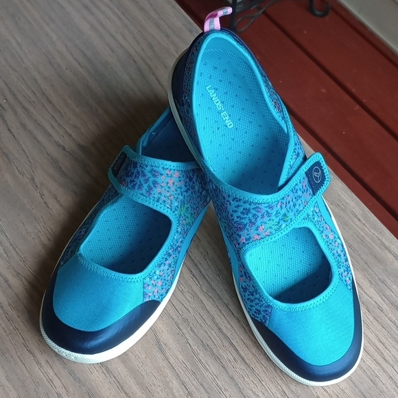 Lands' End Shoes - Lands' End‎ Blue Sneakers with Textured Strap